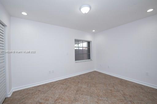 3748 SW 148 pl