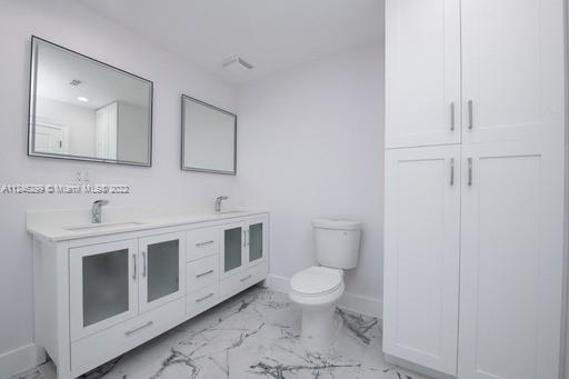 3748 SW 148 pl