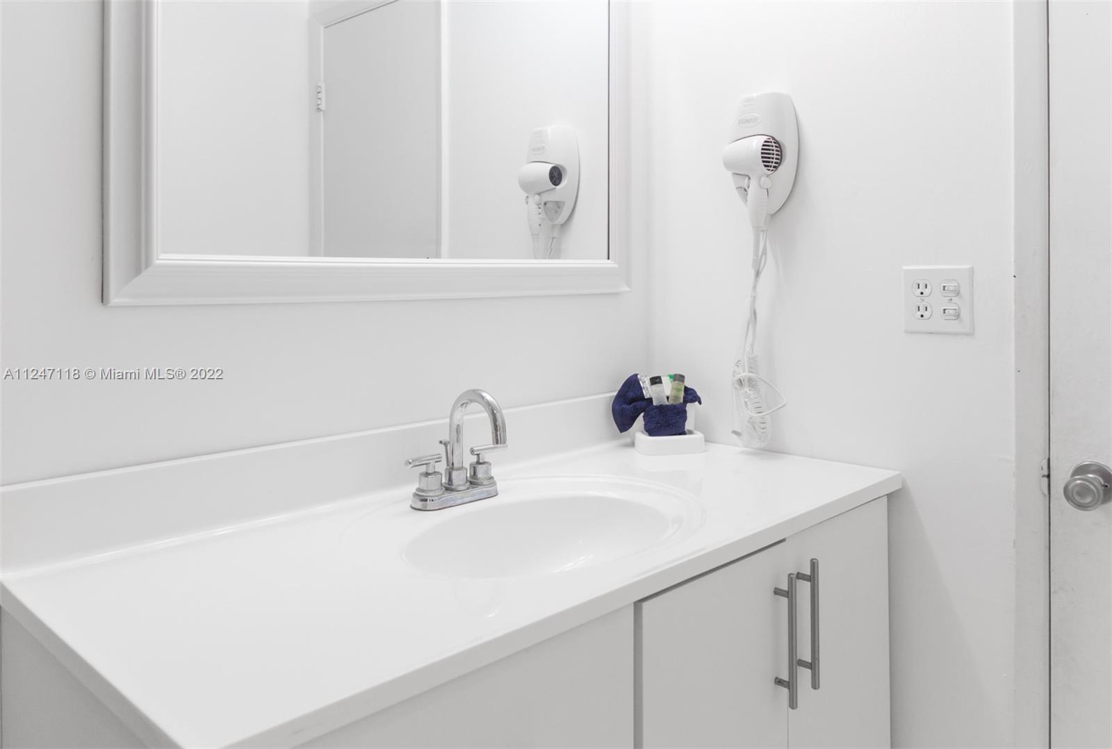 19370 Collins Ave Unit: 1216