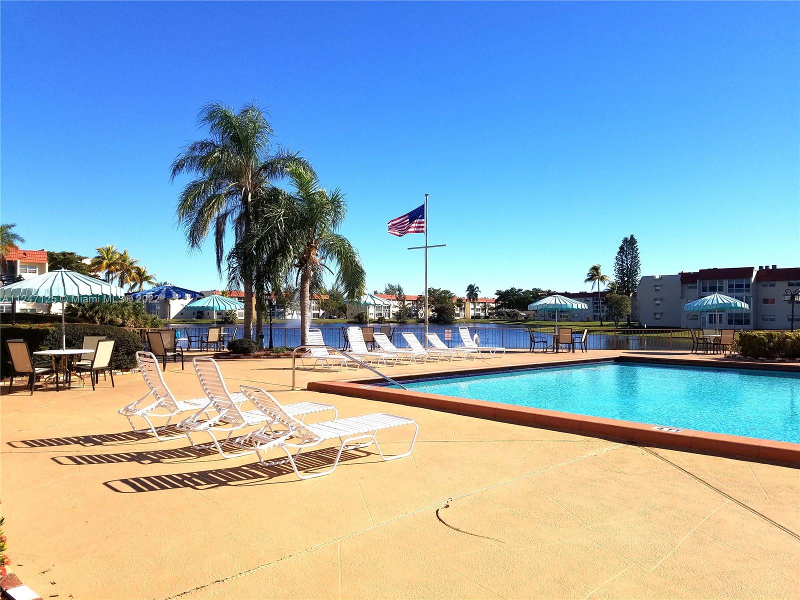 8051 N Sunrise Lakes Dr Unit: 101