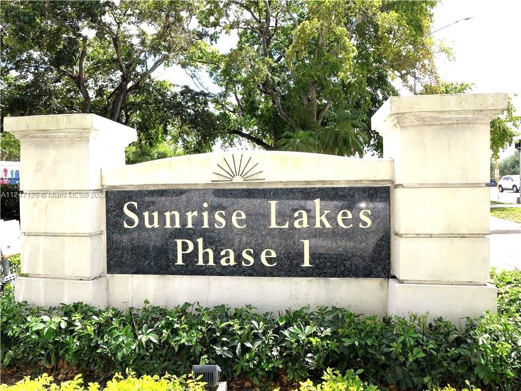 8051 N Sunrise Lakes Dr Unit: 101