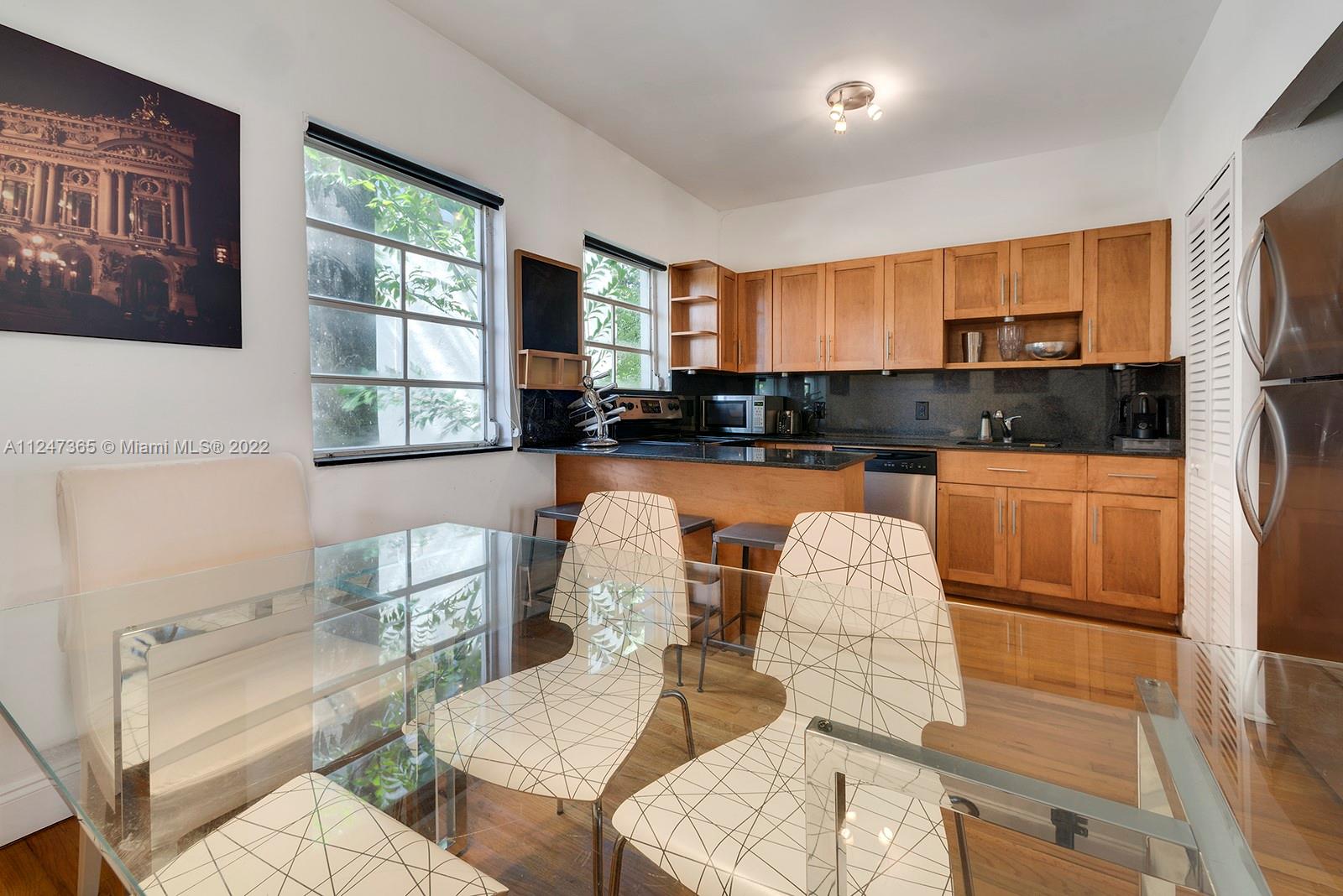 1525 Pennsylvania Ave Unit: 3