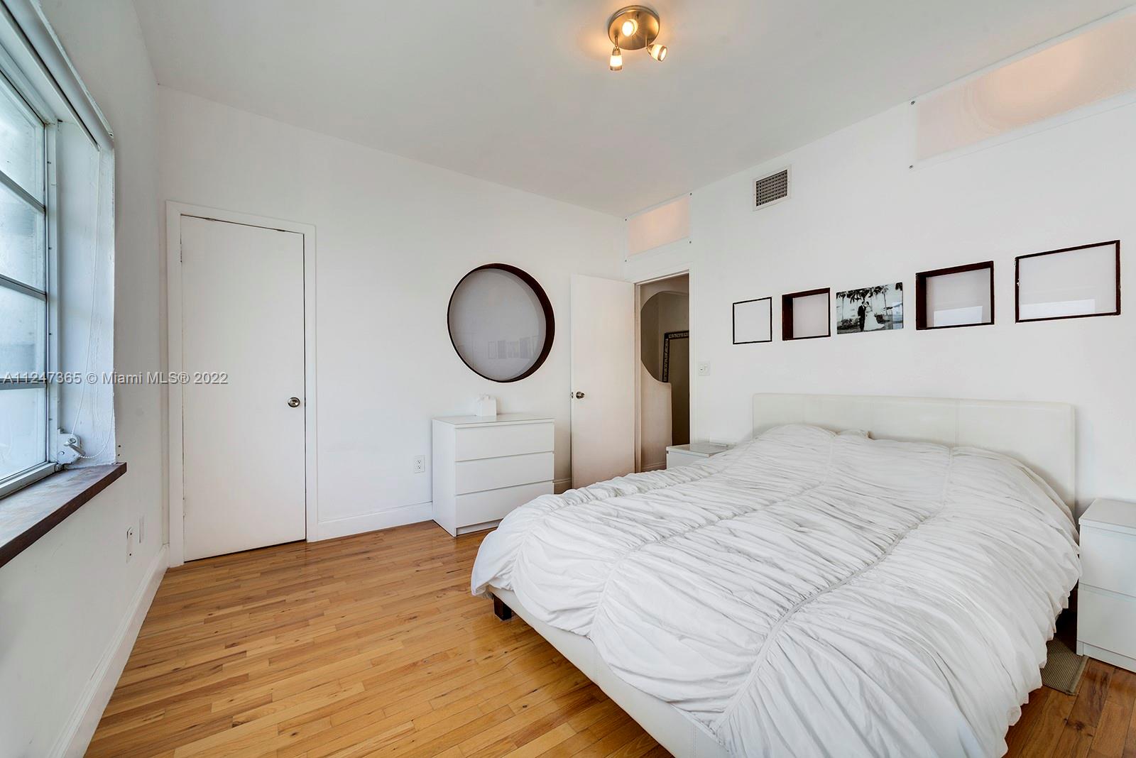 1525 Pennsylvania Ave Unit: 3