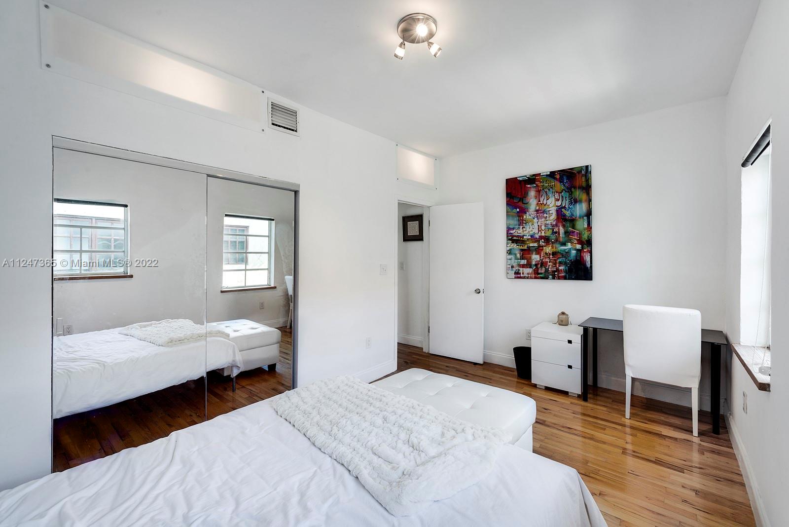 1525 Pennsylvania Ave Unit: 3