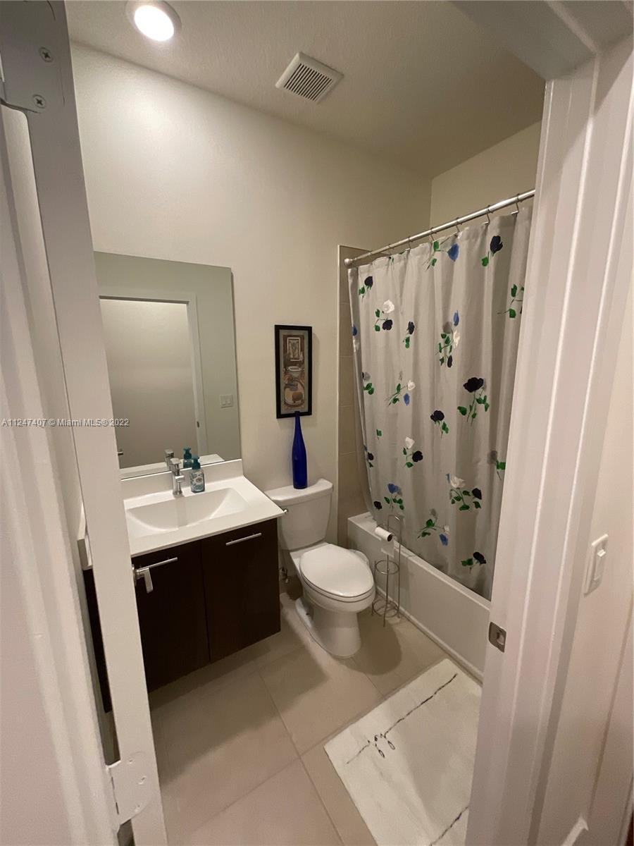 8380 NW 51st Ter Unit: 8380