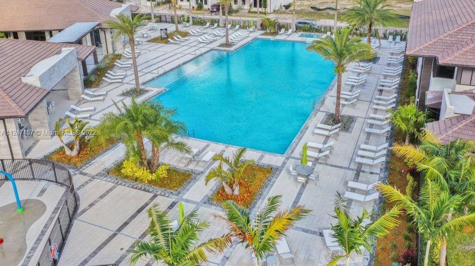 8380 NW 51st Ter Unit: 8380