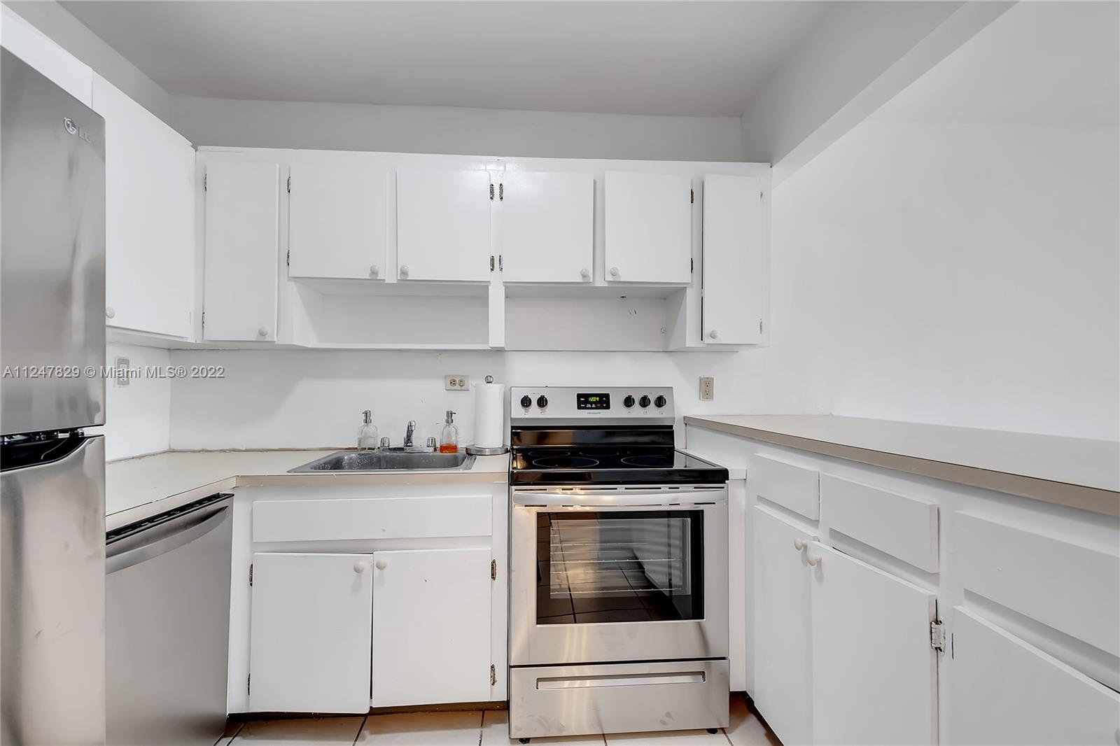 8990 SW 24th St Unit: 226