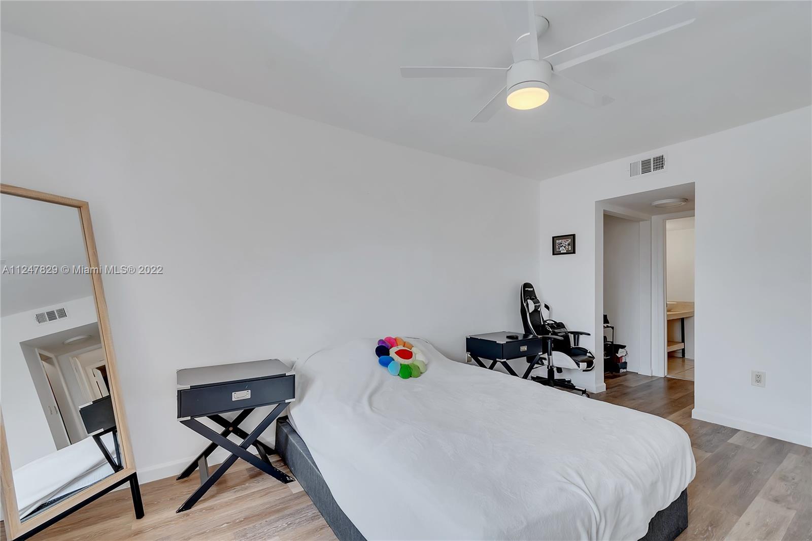 8990 SW 24th St Unit: 226