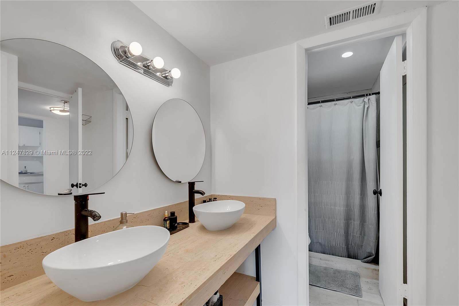 8990 SW 24th St Unit: 226