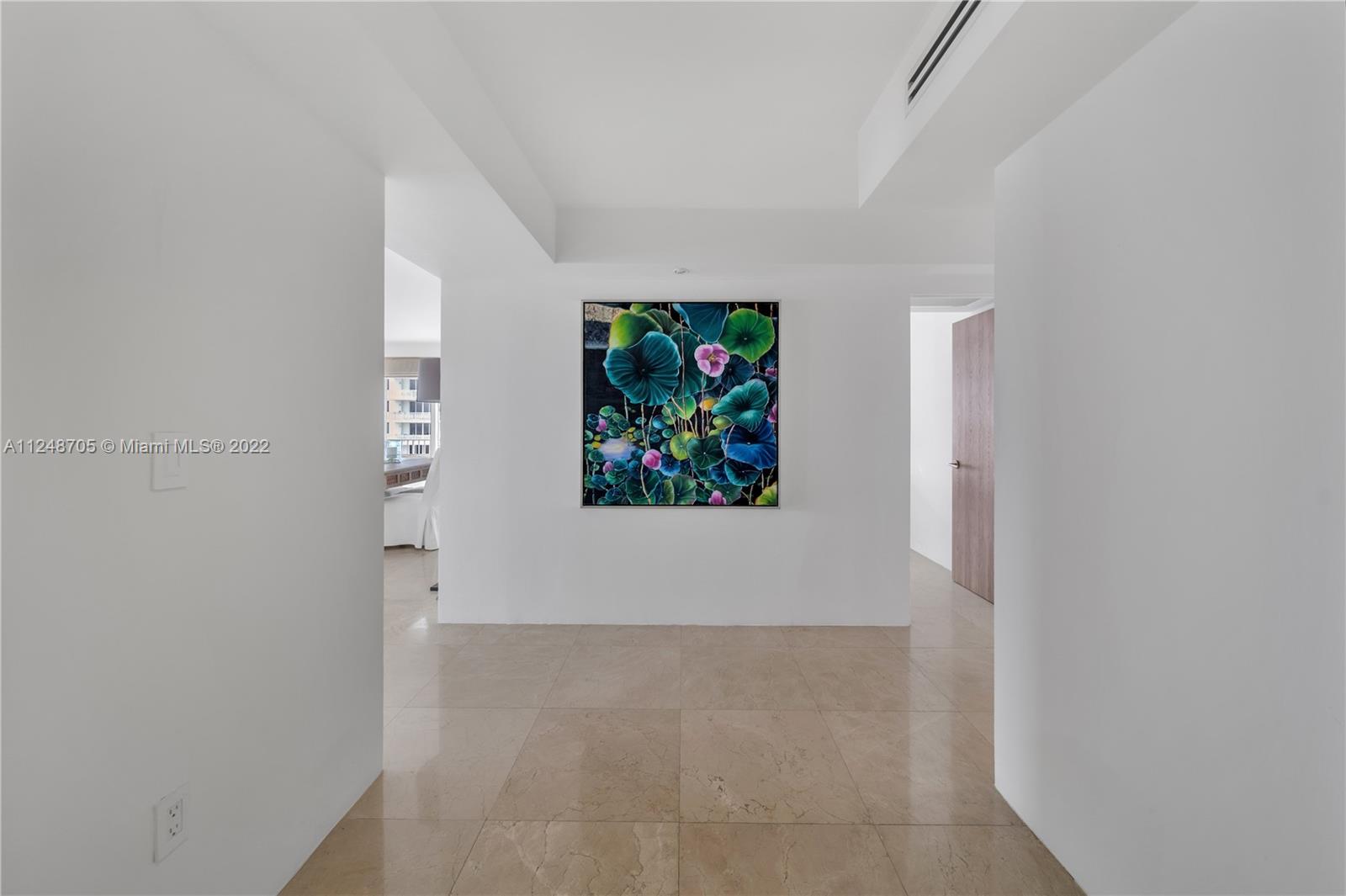 199 OCEAN LANE DRIVE Unit: 901