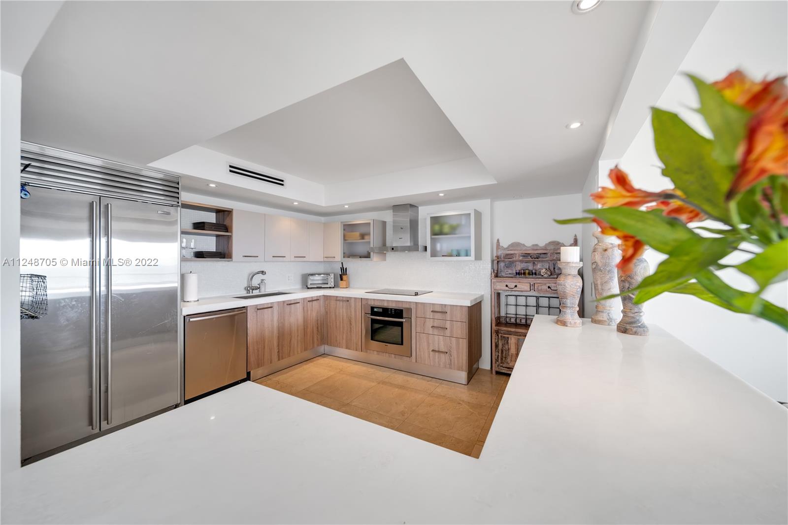 199 OCEAN LANE DRIVE Unit: 901
