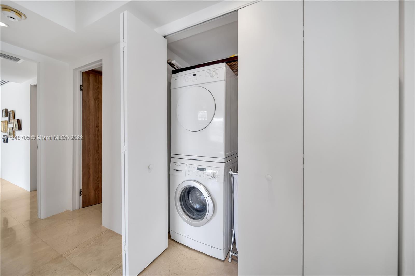 199 OCEAN LANE DRIVE Unit: 901
