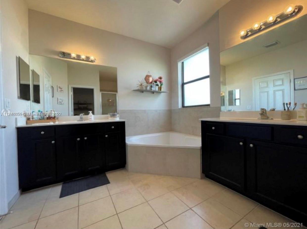 24855 SW 117th Ct