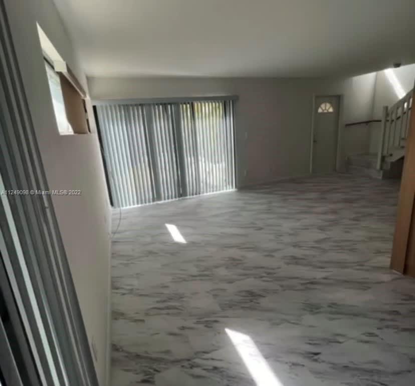 15811 SW 91st Ct Unit: B