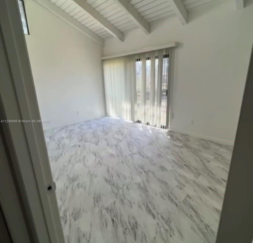 15811 SW 91st Ct Unit: B