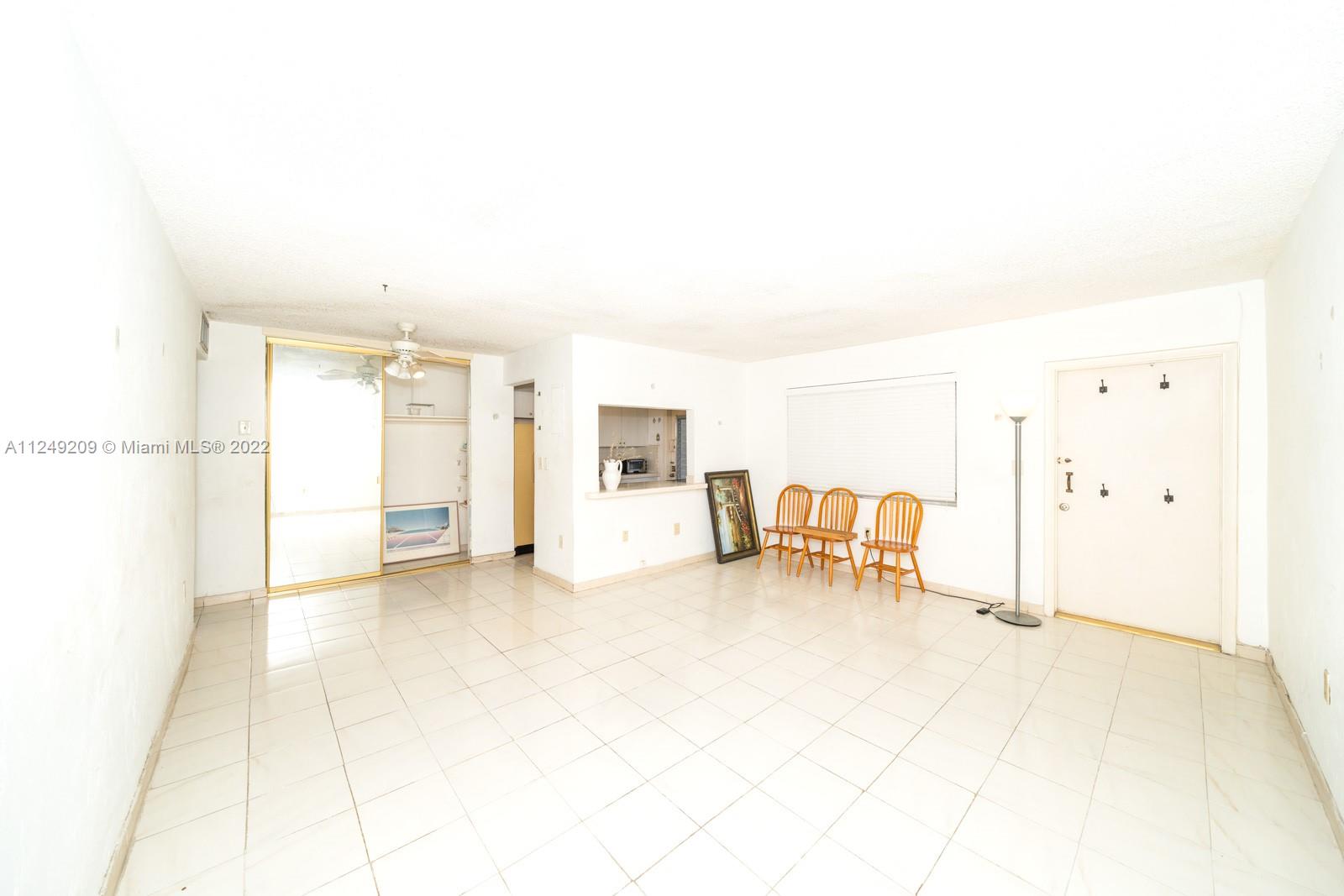 1725 James Ave Unit: 22