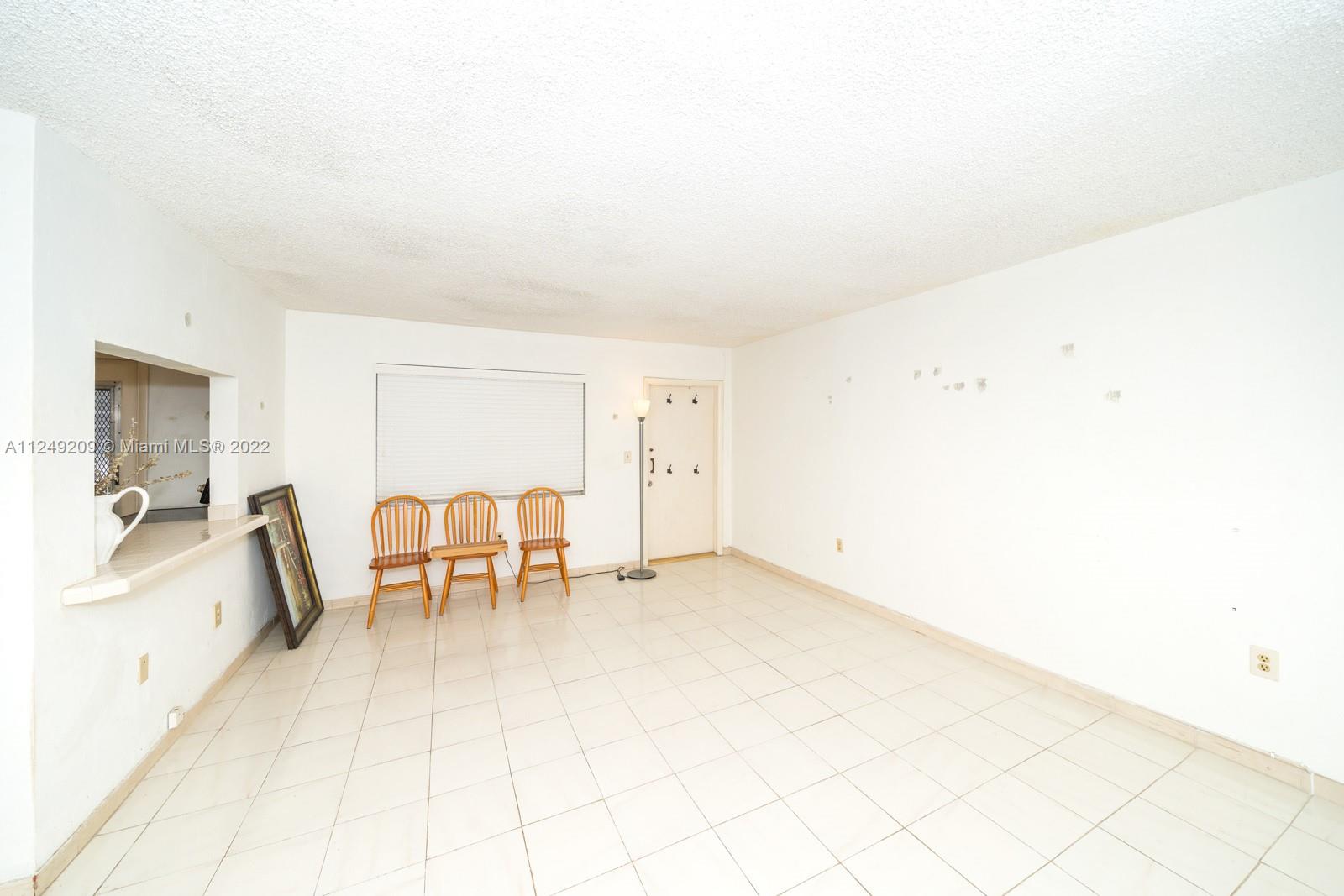 1725 James Ave Unit: 22