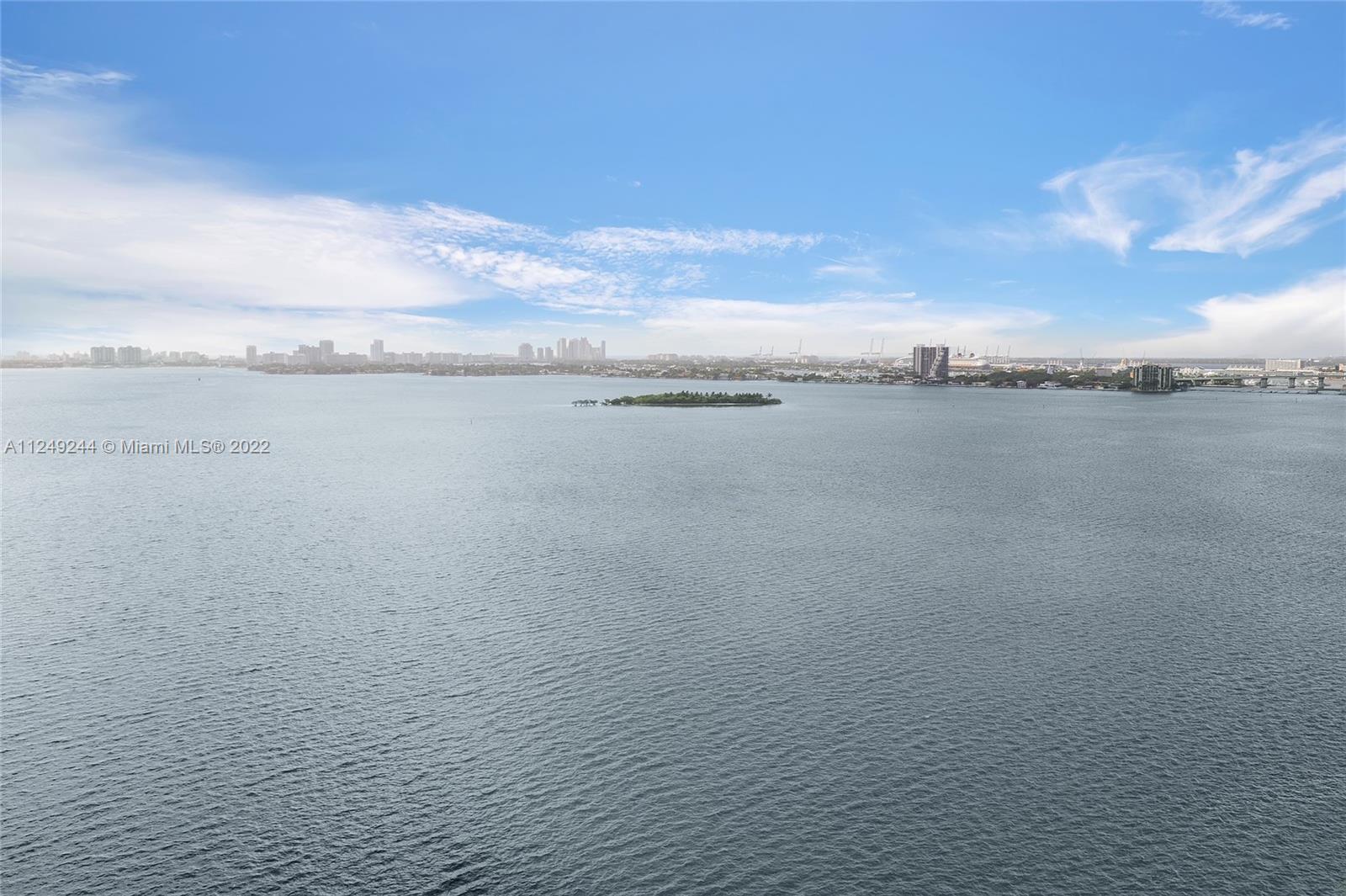 444 NE 30th St Unit: 808