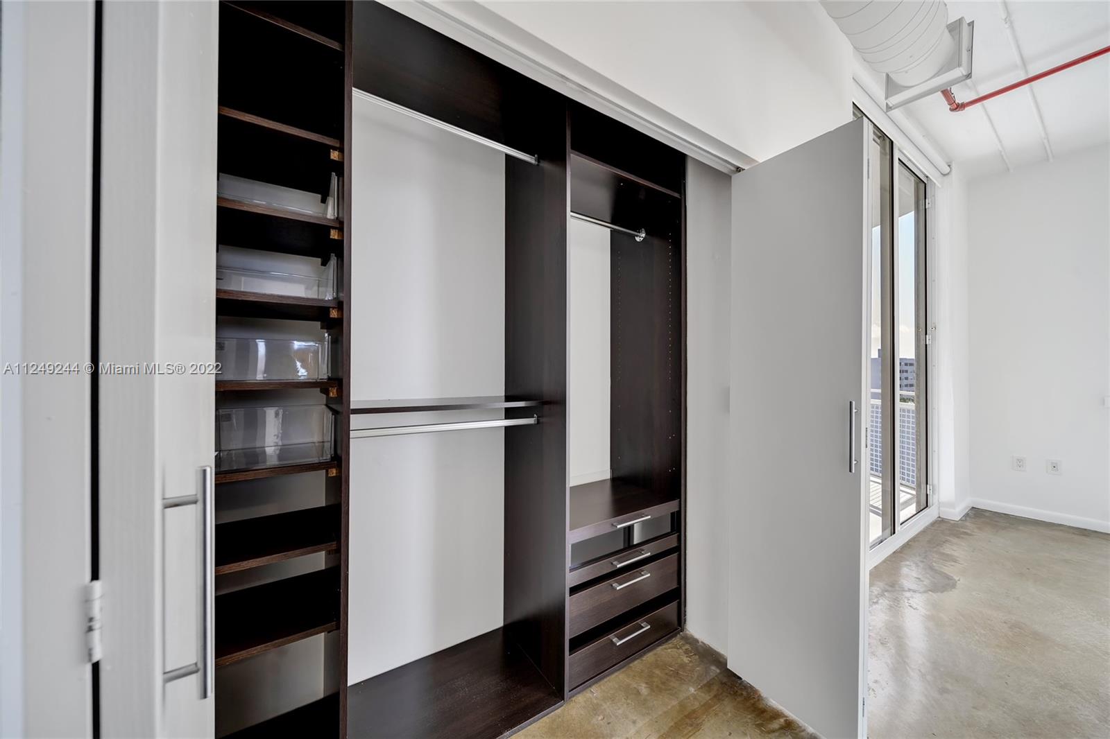 444 NE 30th St Unit: 808
