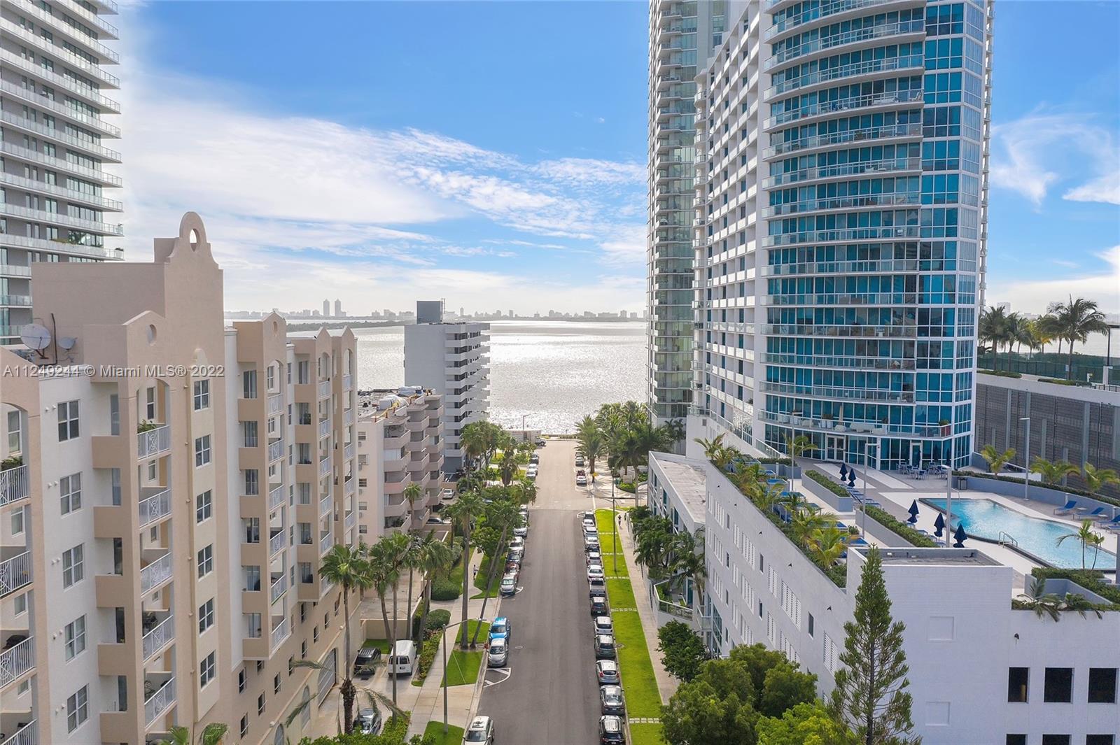 444 NE 30th St Unit: 808