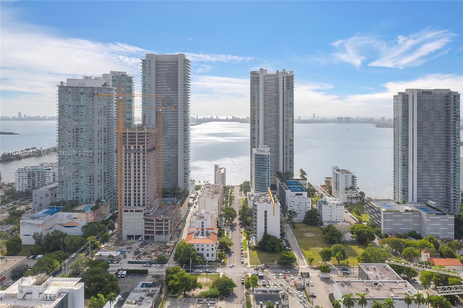444 NE 30th St Unit: 808