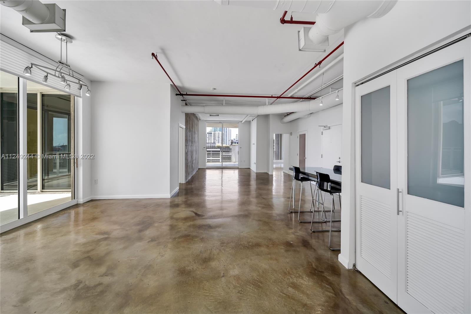 444 NE 30th St Unit: 808