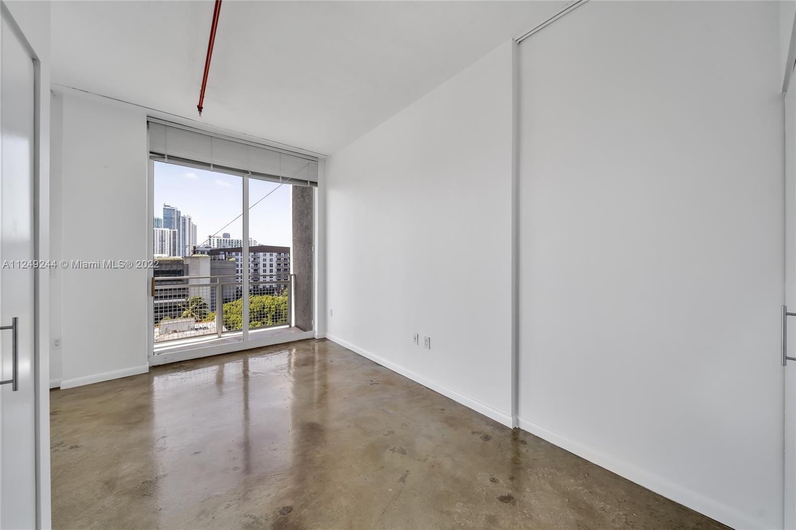 444 NE 30th St Unit: 808