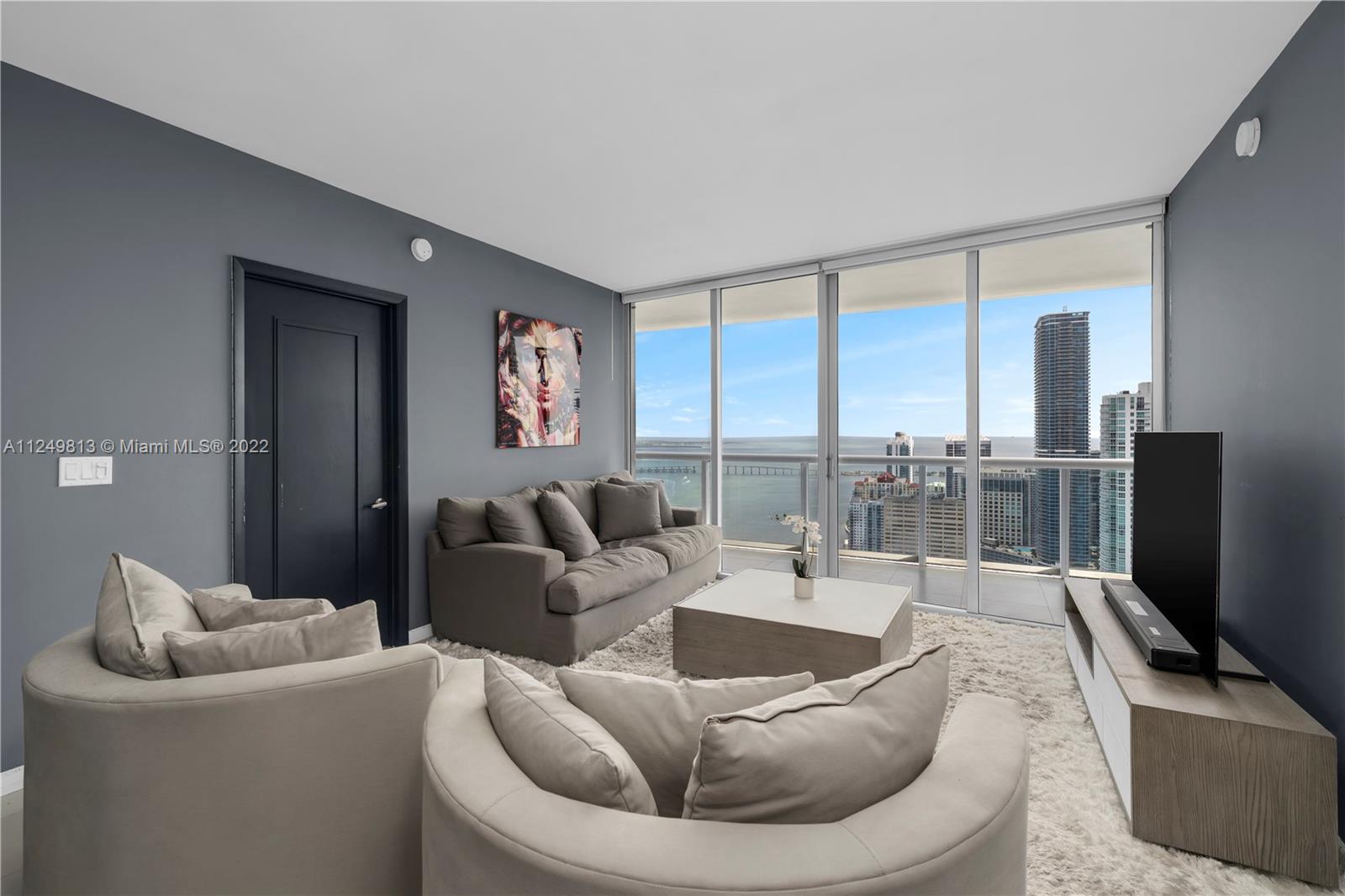 495 Brickell Ave Unit: 5203