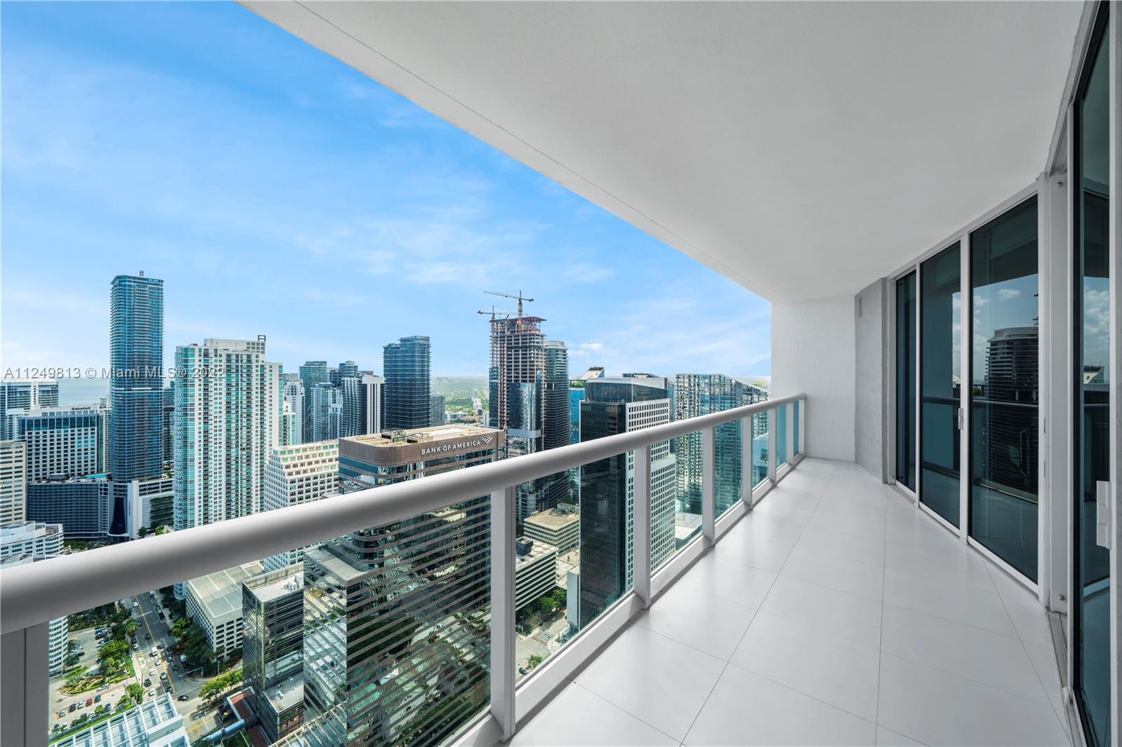 495 Brickell Ave Unit: 5203