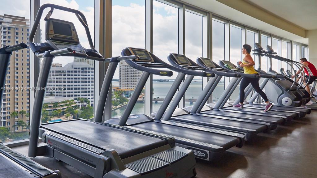 495 Brickell Ave Unit: 5203