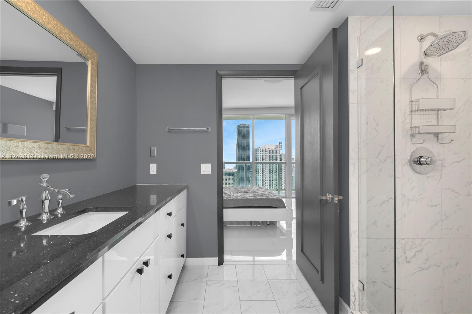 495 Brickell Ave Unit: 5203