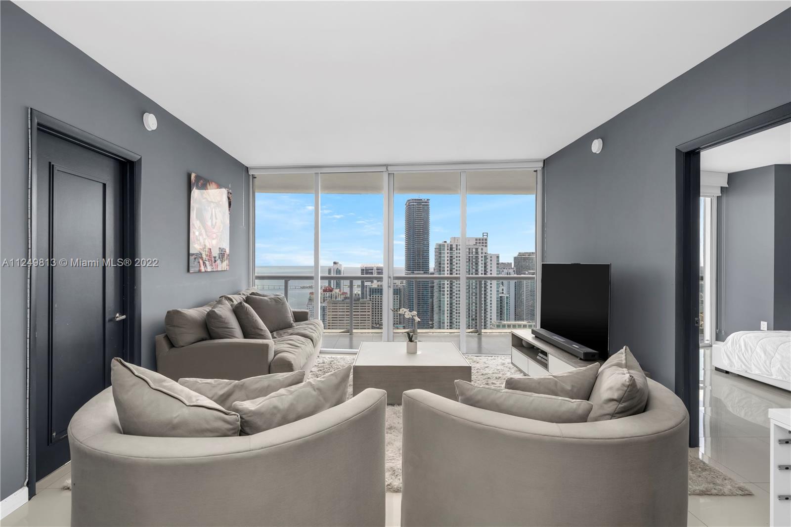 495 Brickell Ave Unit: 5203