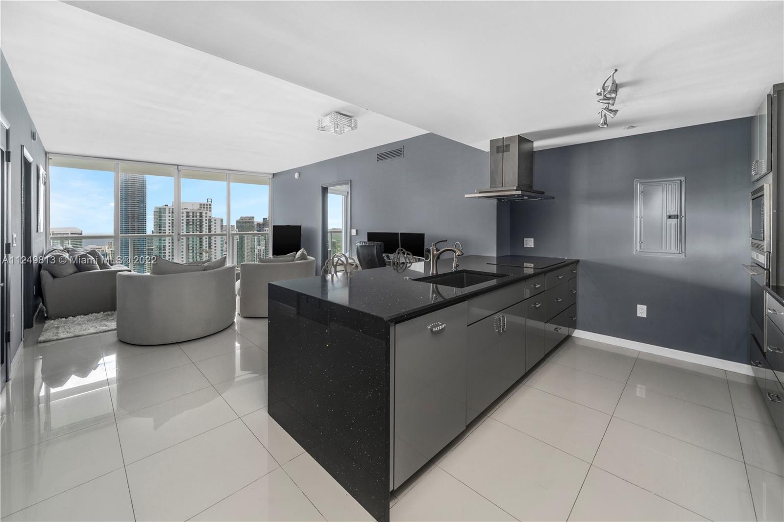495 Brickell Ave Unit: 5203