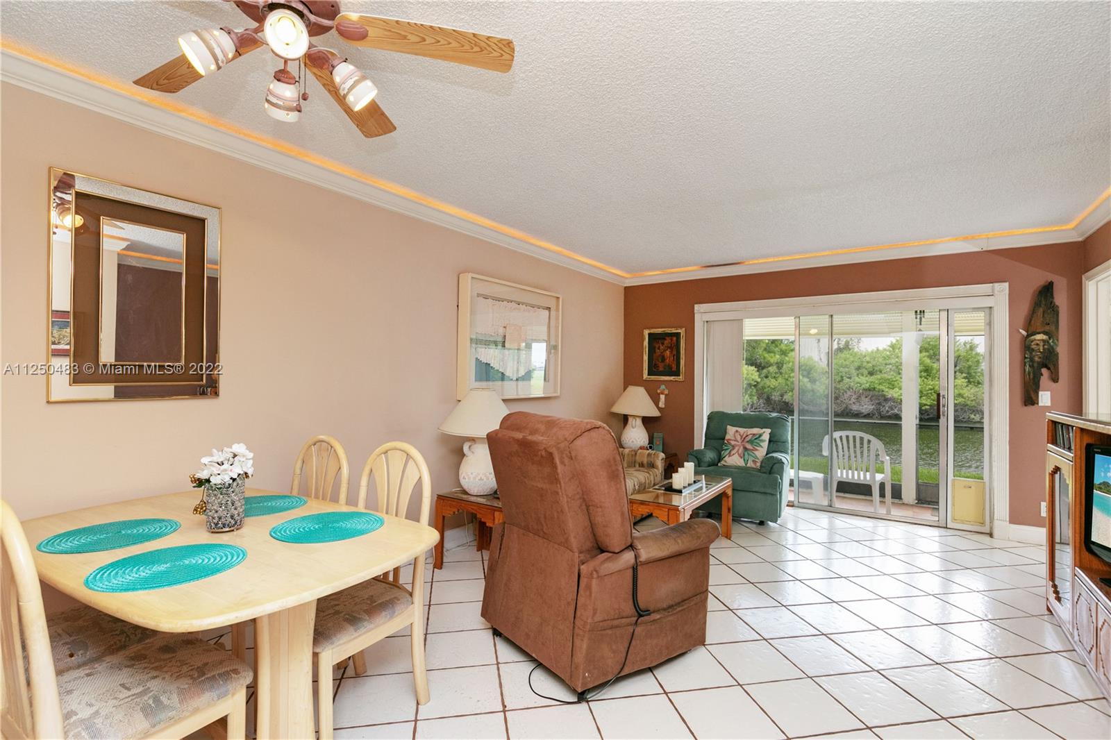 5560 Lakeside Dr Unit: 106