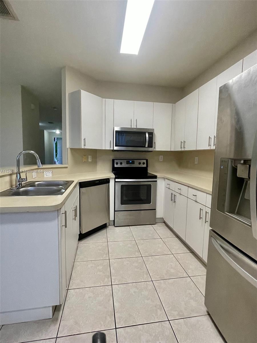 8468 SW 166th Pl Unit: 8468