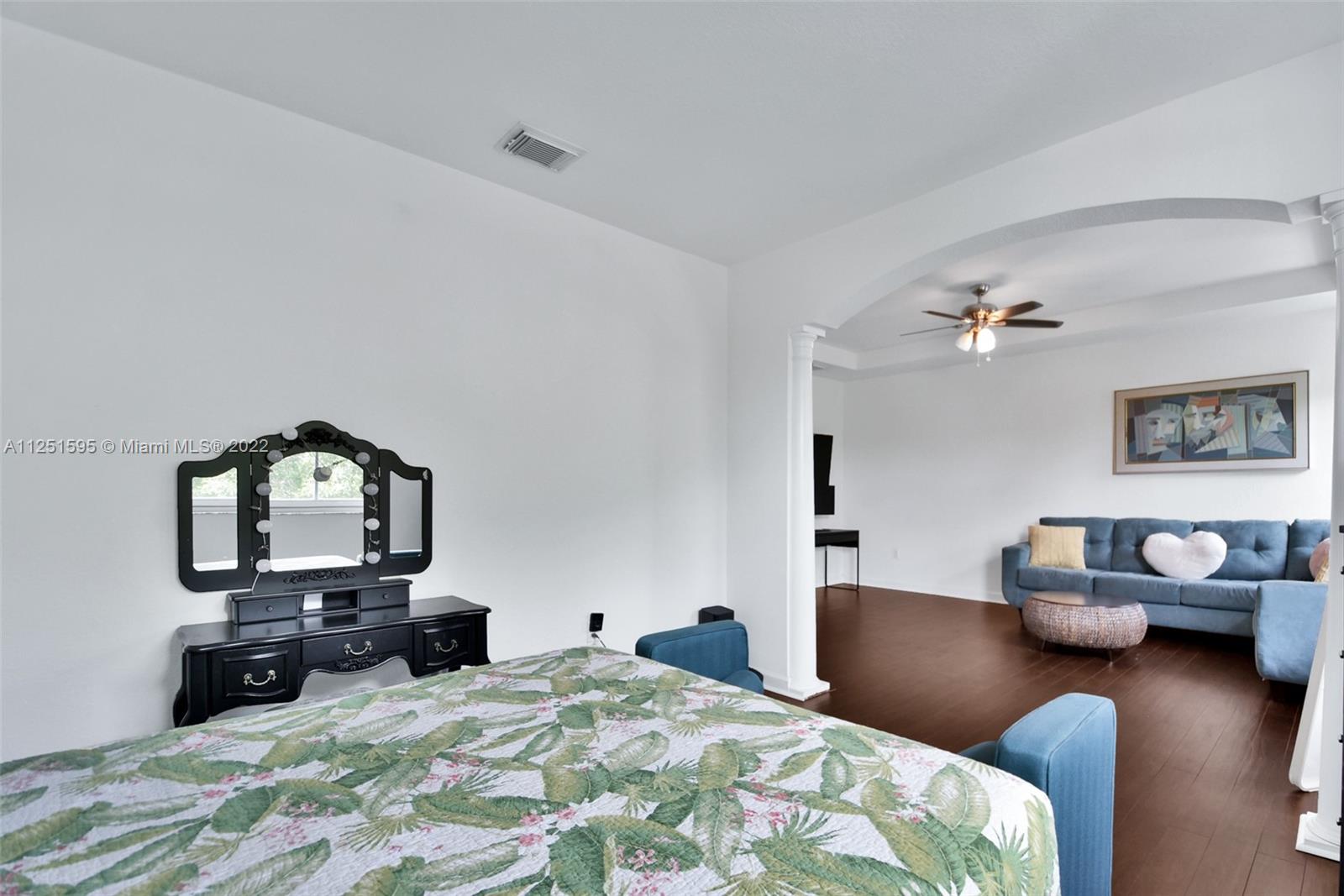 10829 NW 85th Ter