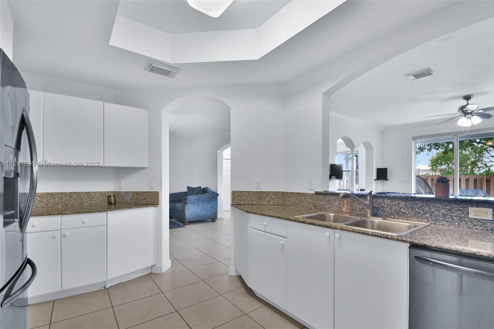 10829 NW 85th Ter