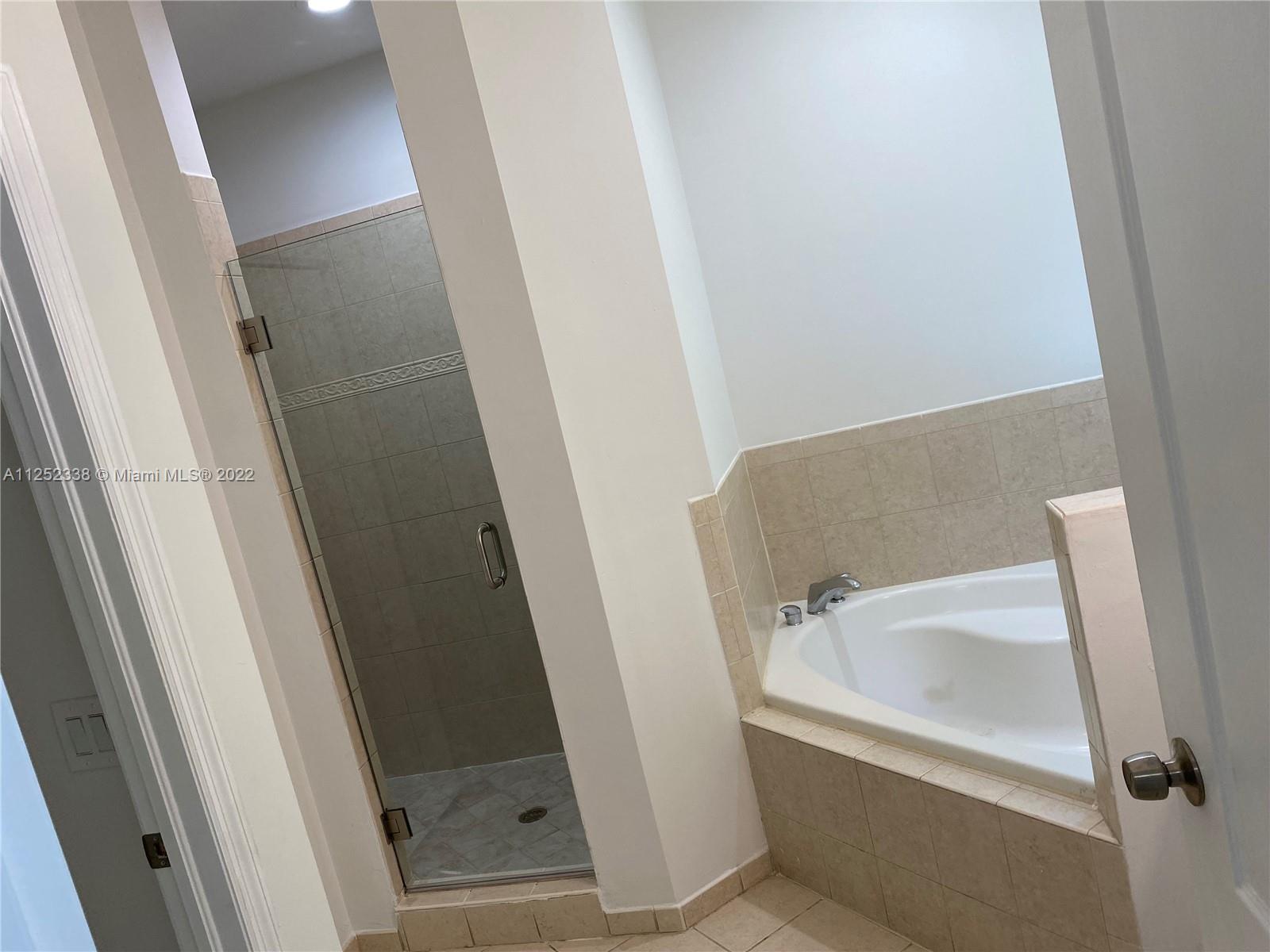16350 SW 50th Ter