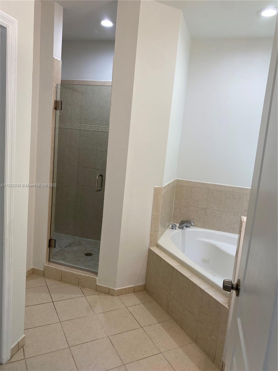 16350 SW 50th Ter