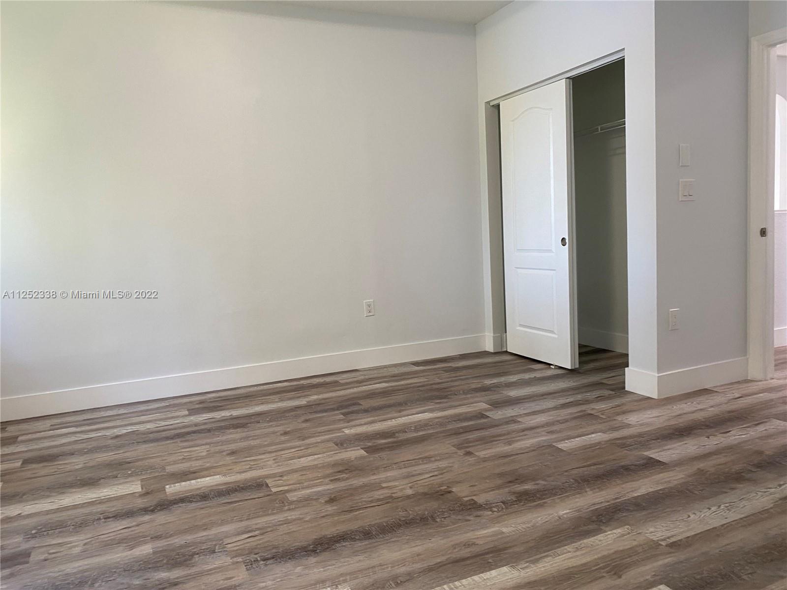 16350 SW 50th Ter