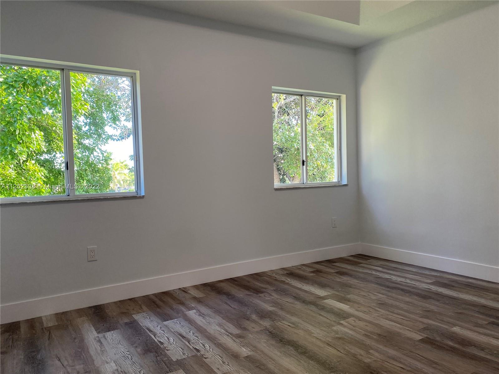 16350 SW 50th Ter