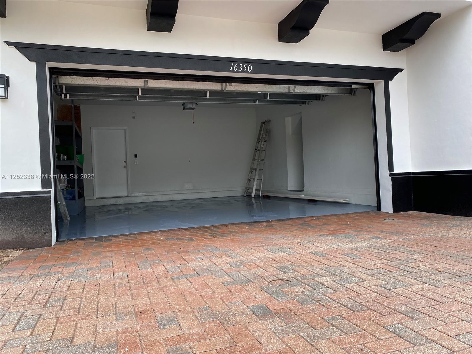 16350 SW 50th Ter