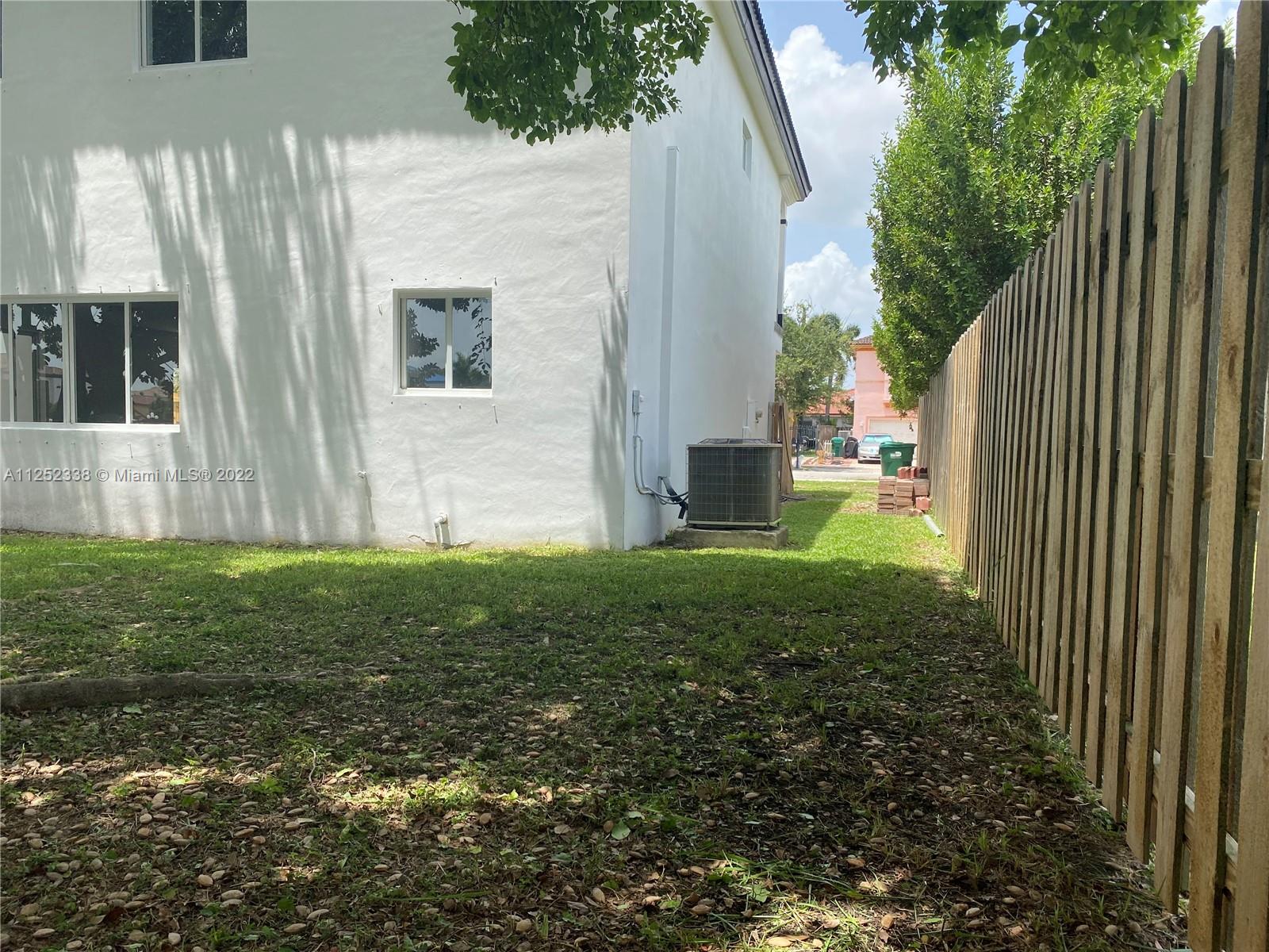 16350 SW 50th Ter