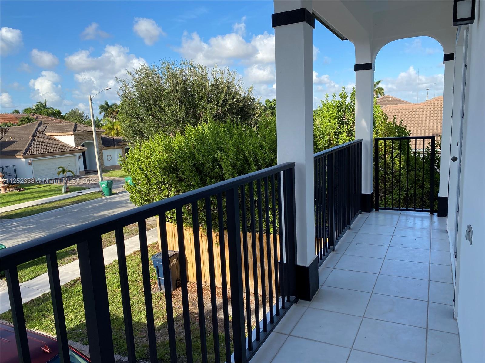 16350 SW 50th Ter