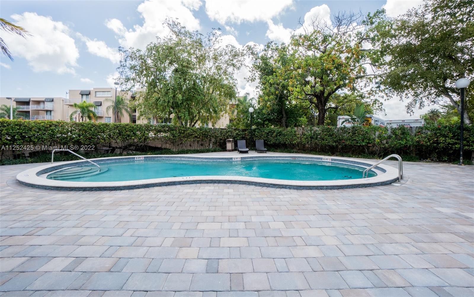 10900 SW 104th St Unit: 114