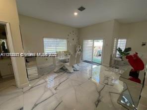 2320 SE 17th Ter Unit: 2320