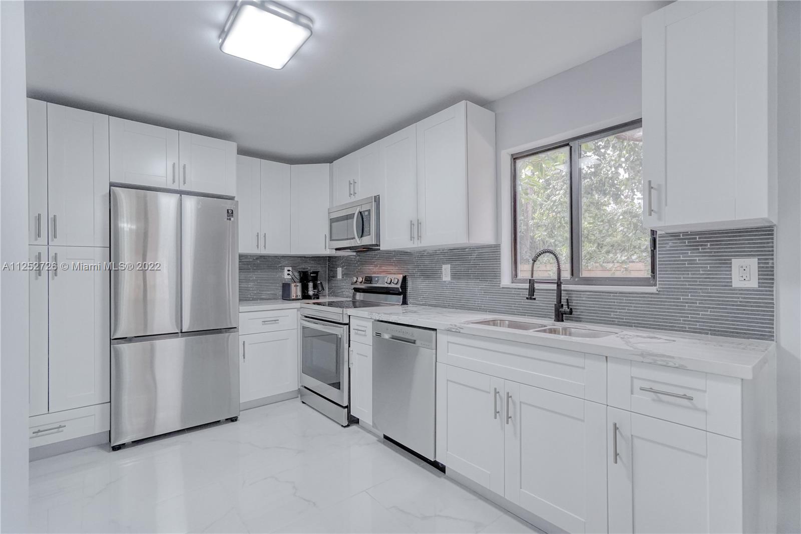 171 NW 47th St