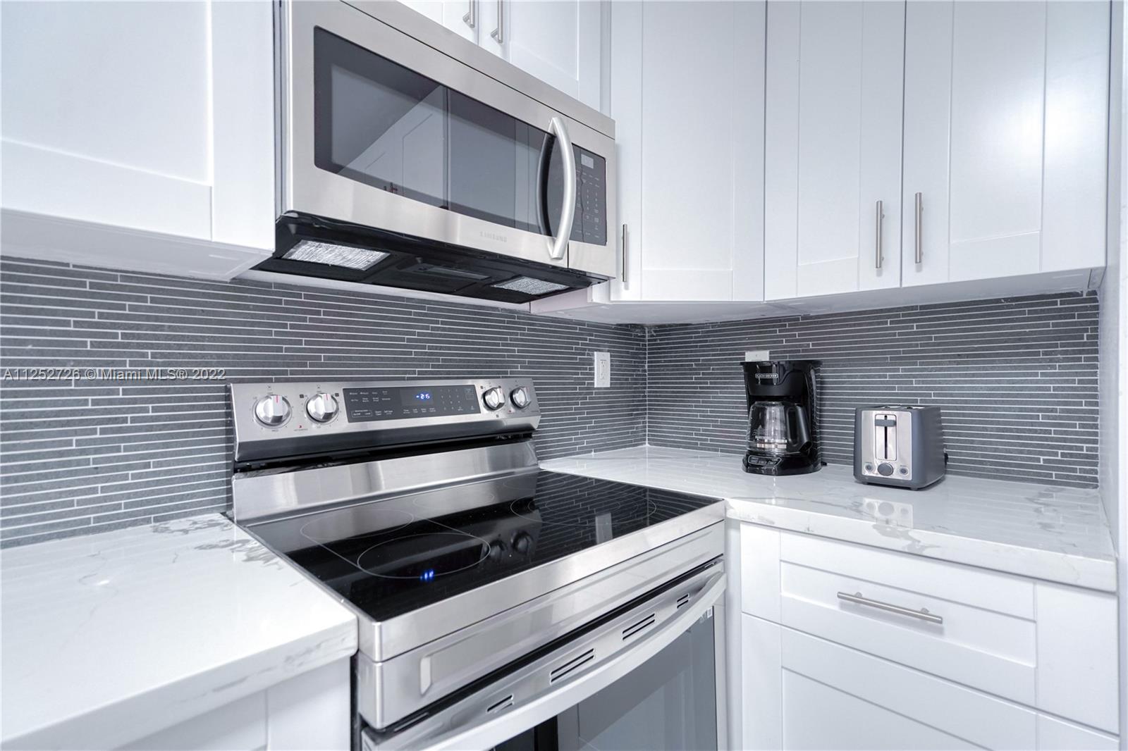 171 NW 47th St