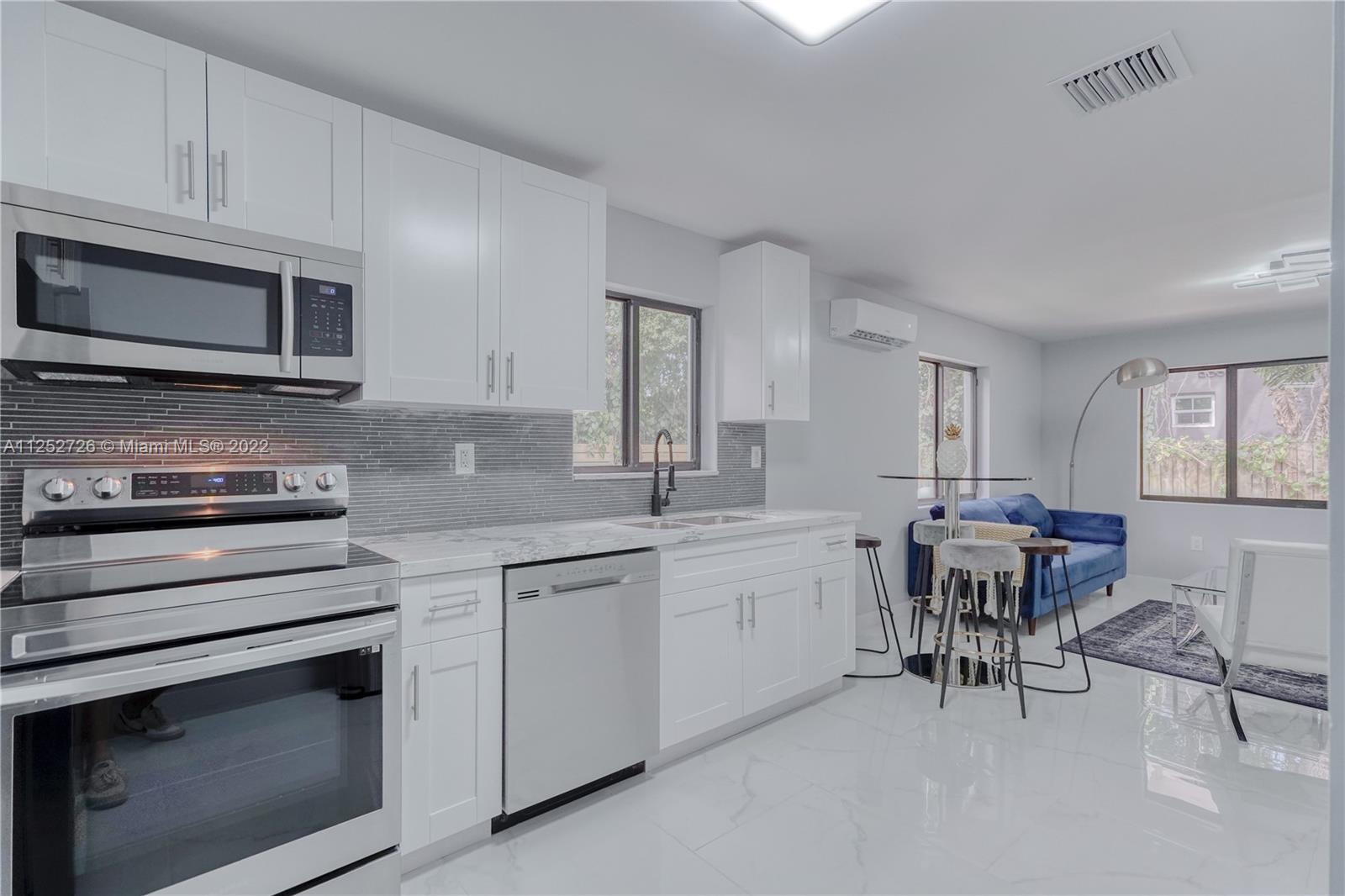 171 NW 47th St
