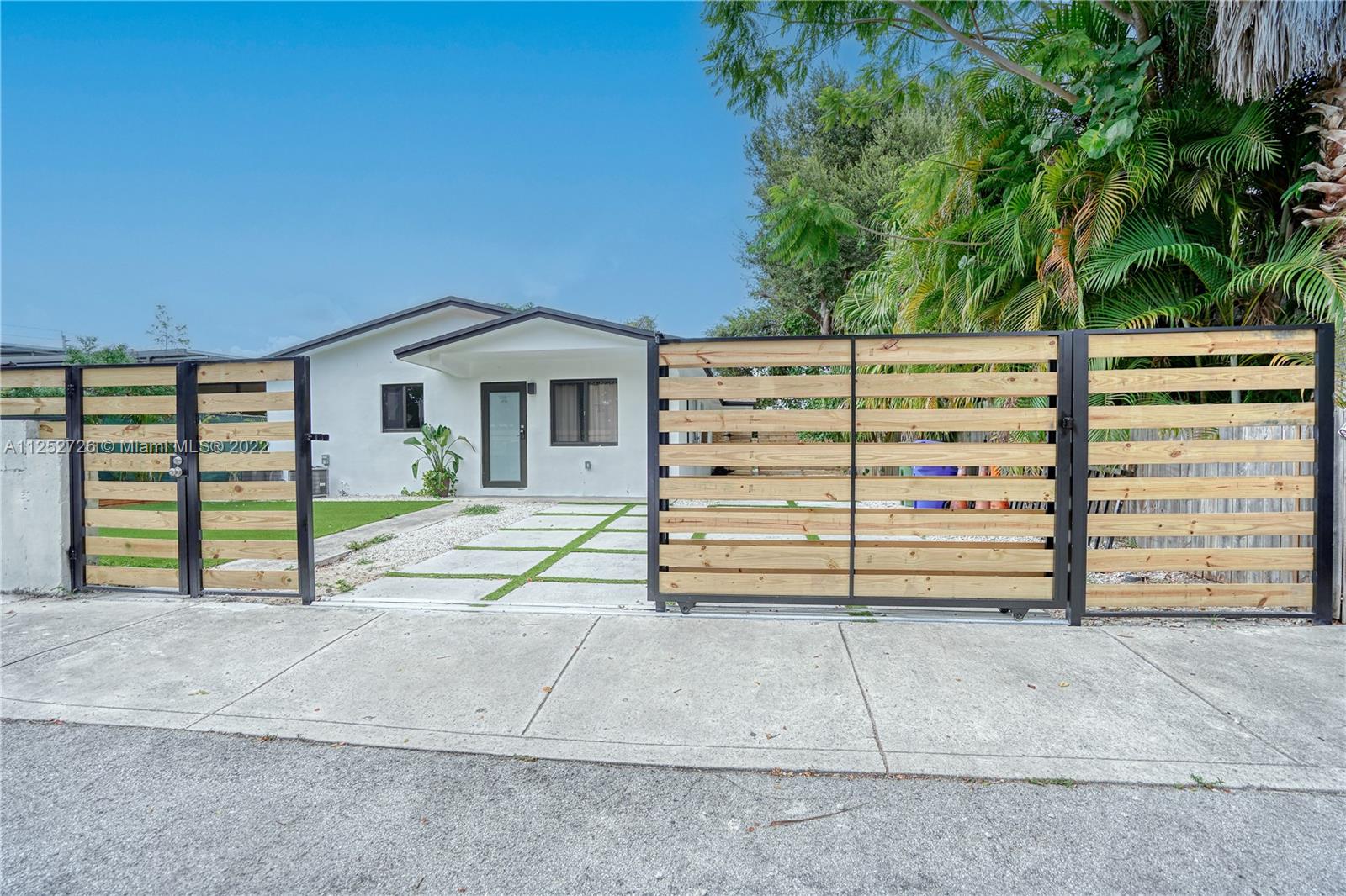 171 NW 47th St